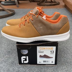Men’s FootJoy Contour casual size 13 GolfShoe.